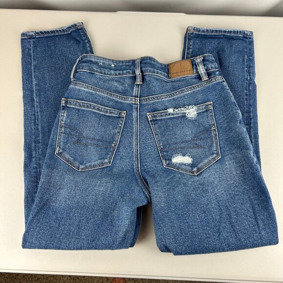 American Eagle Mom Stretch Mom Straight Women's Jean with Distressing Size: 2R - Picture 5 of 16